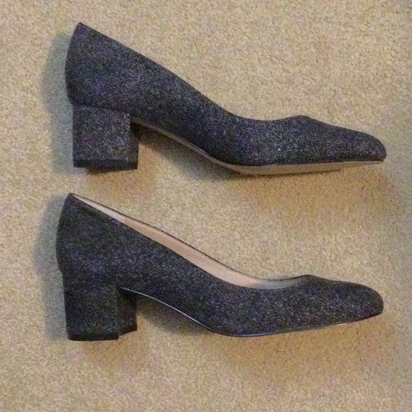 Saks Fifth Avenue grey round toe heels - Picture 2 of 6